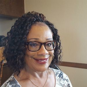 Meet your Posher, Yvonne